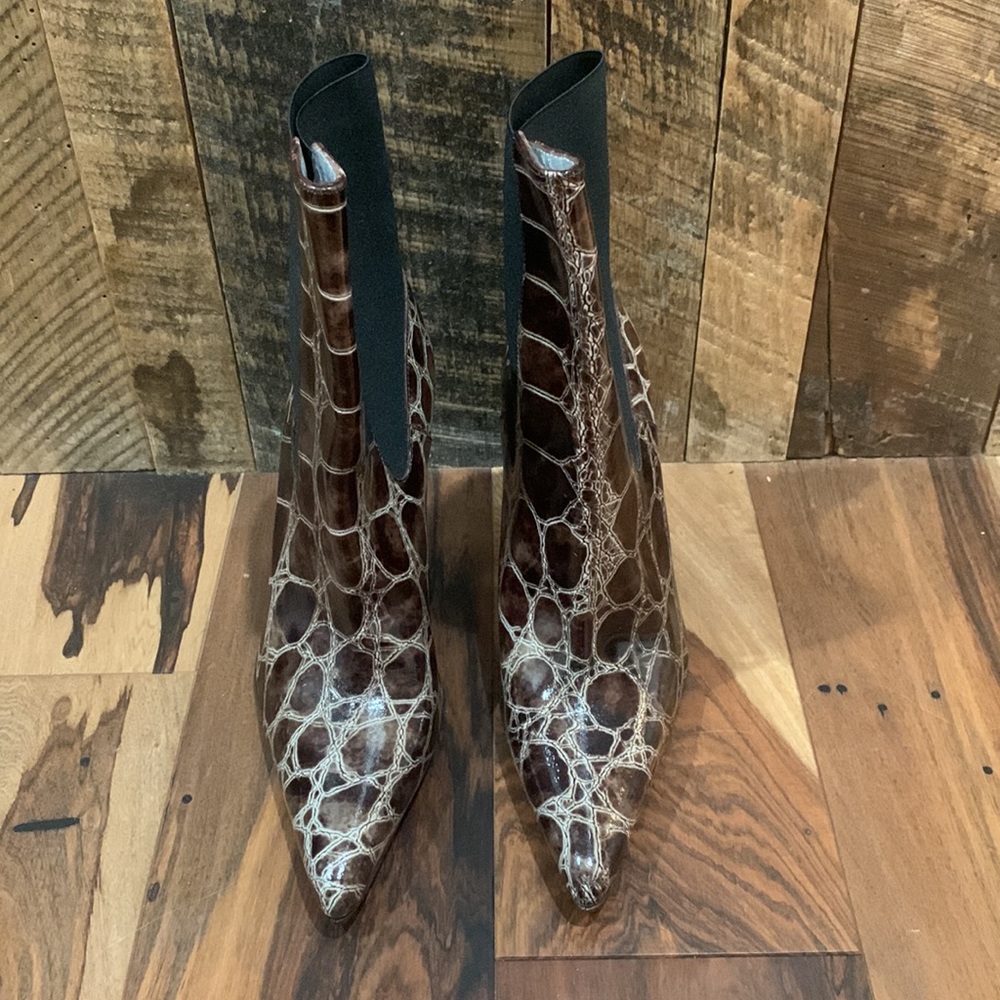 D&G Dolce and Gabbana ankle boot - NWOT - Picture 2 of 11